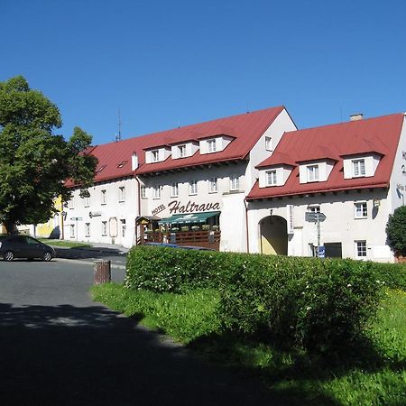 Hotel Haltrava Klenci pod Cerchovem Dış mekan fotoğraf
